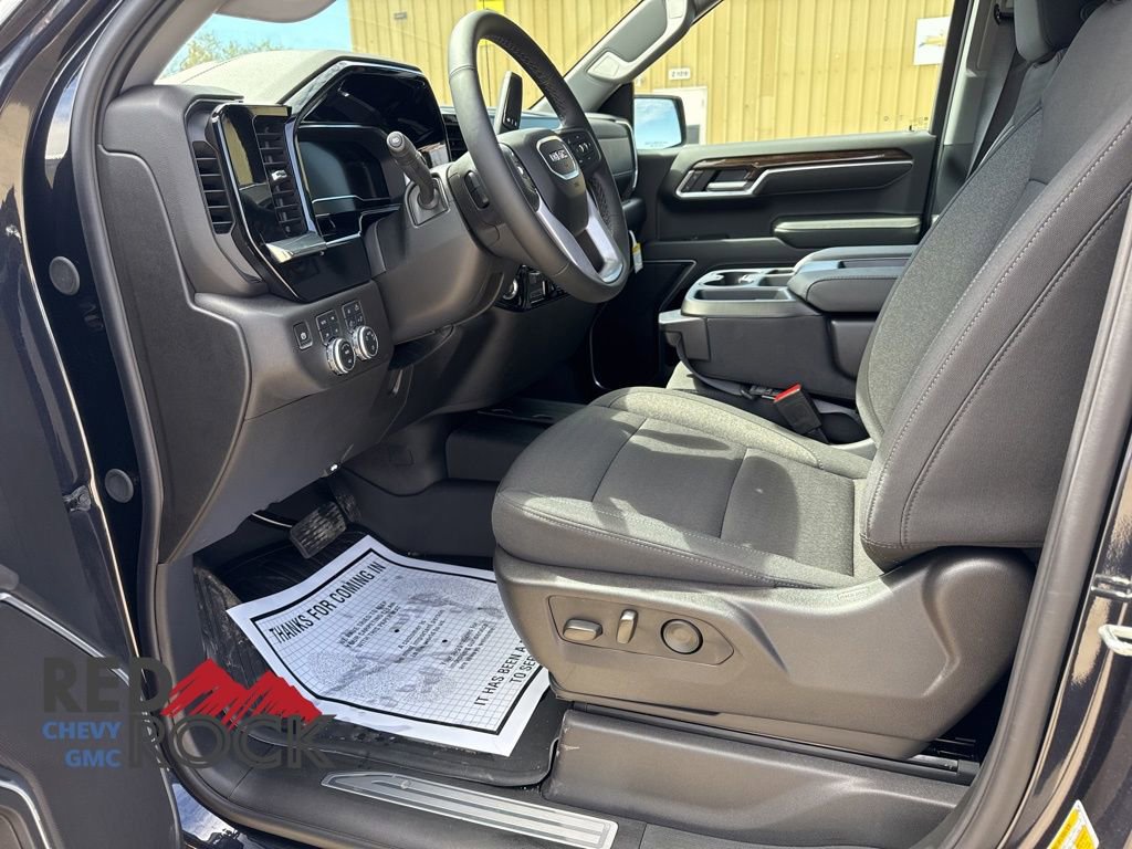 New 2025 GMC Sierra 1500 SLE image 15