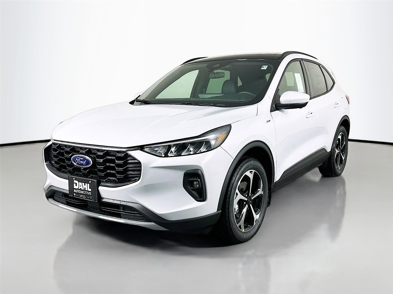 New 2026 Ford Escape ST-Line Select w/ Tech Pack #2 image 3