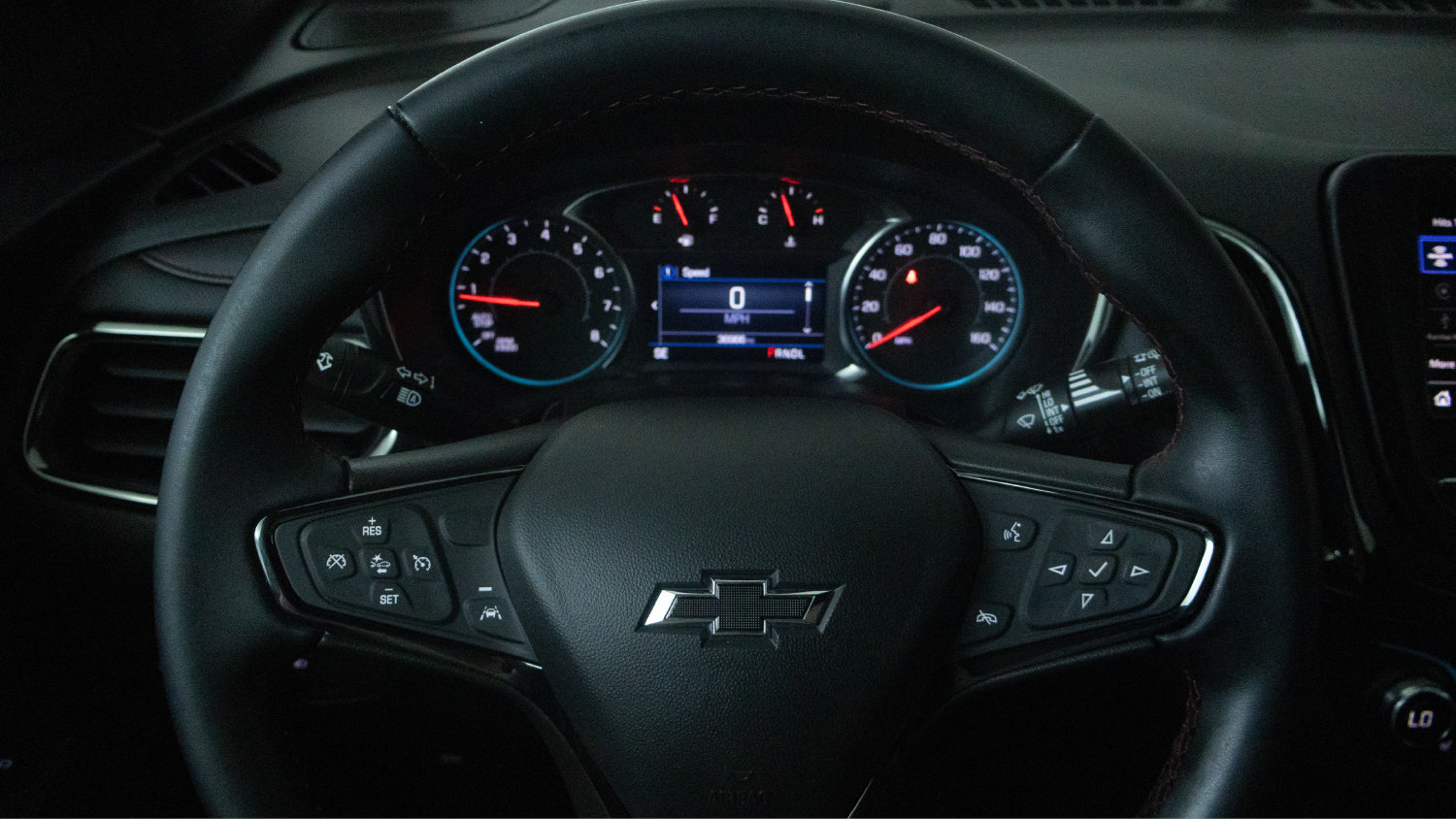 Used 2024 Chevrolet Equinox RS FWD image 16