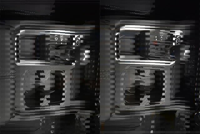 Used 2024 Nissan Sentra SV image 18