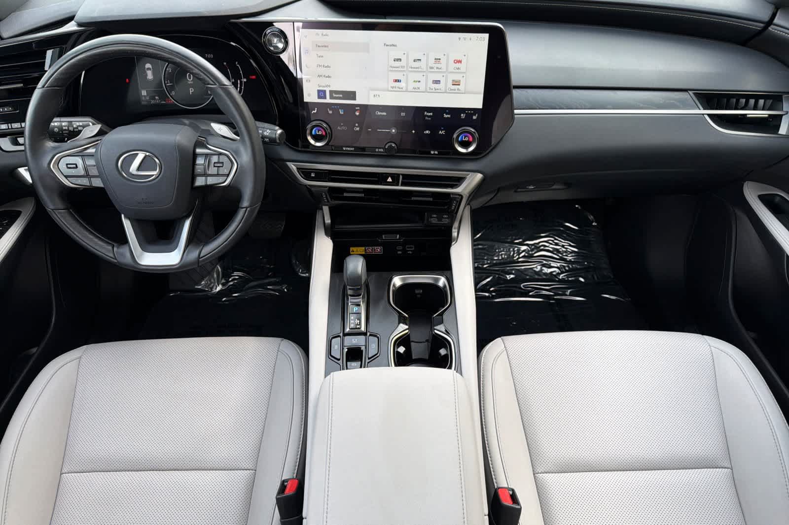 Certified 2024 Lexus RX 350 Premium w/ Accessory Package (Z1) FWD image 3
