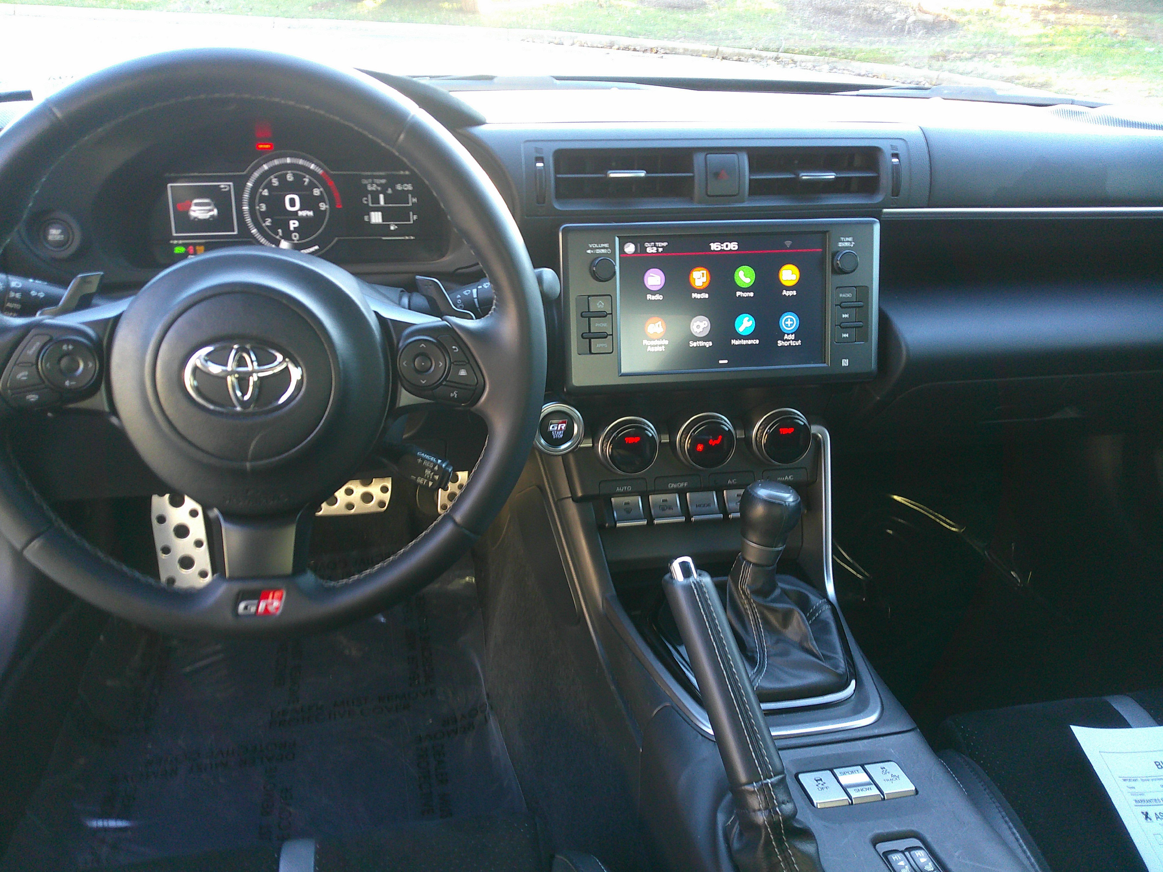 Used 2023 Toyota GR86 Premium image 30