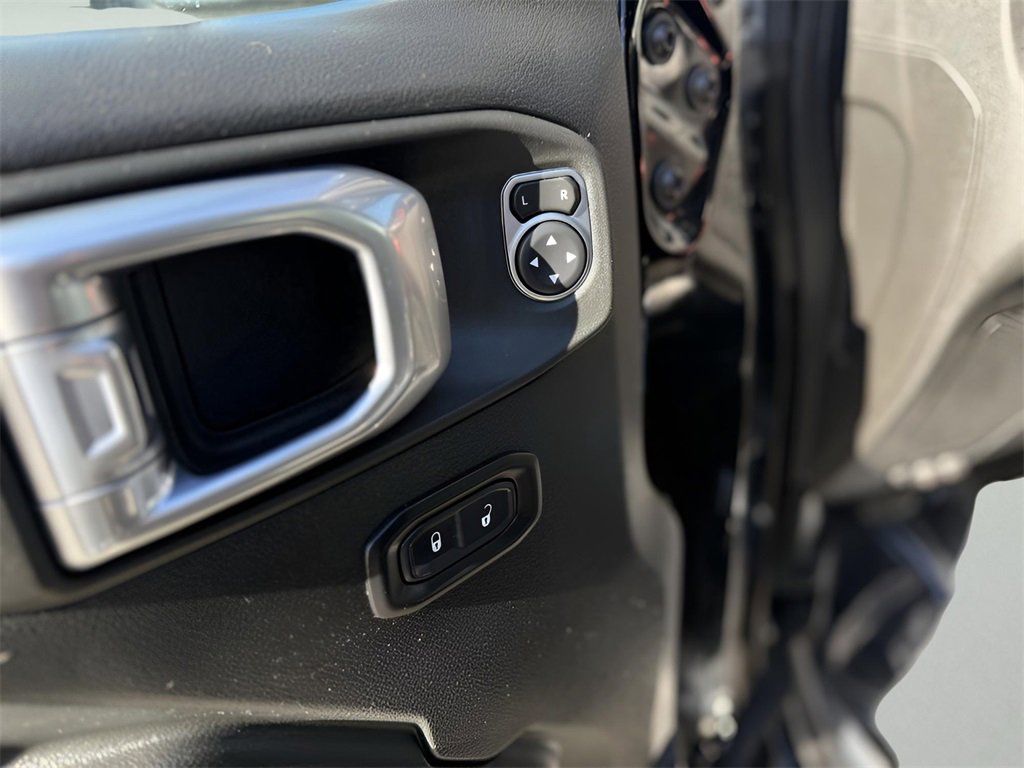 Used 2021 Jeep Gladiator Rubicon w/ Dual Top Group image 22