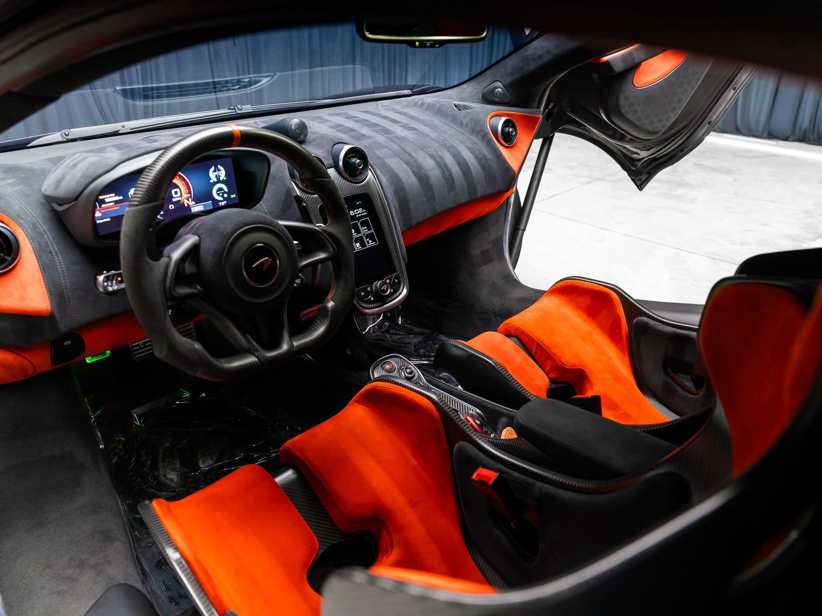 Used 2019 McLaren 600LT RWD image 47