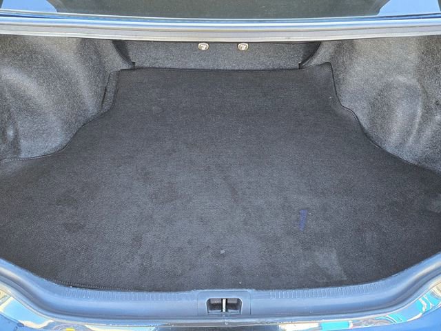 Used 2017 Toyota Camry LE image 6