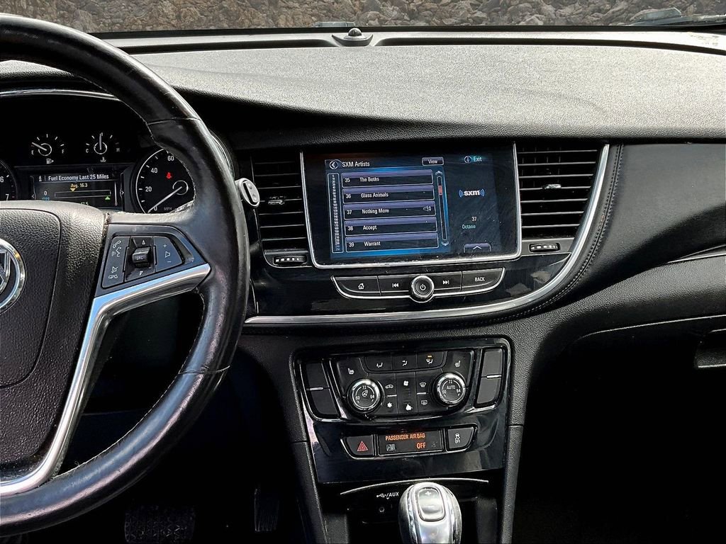 Used 2018 Buick Encore Essence image 6