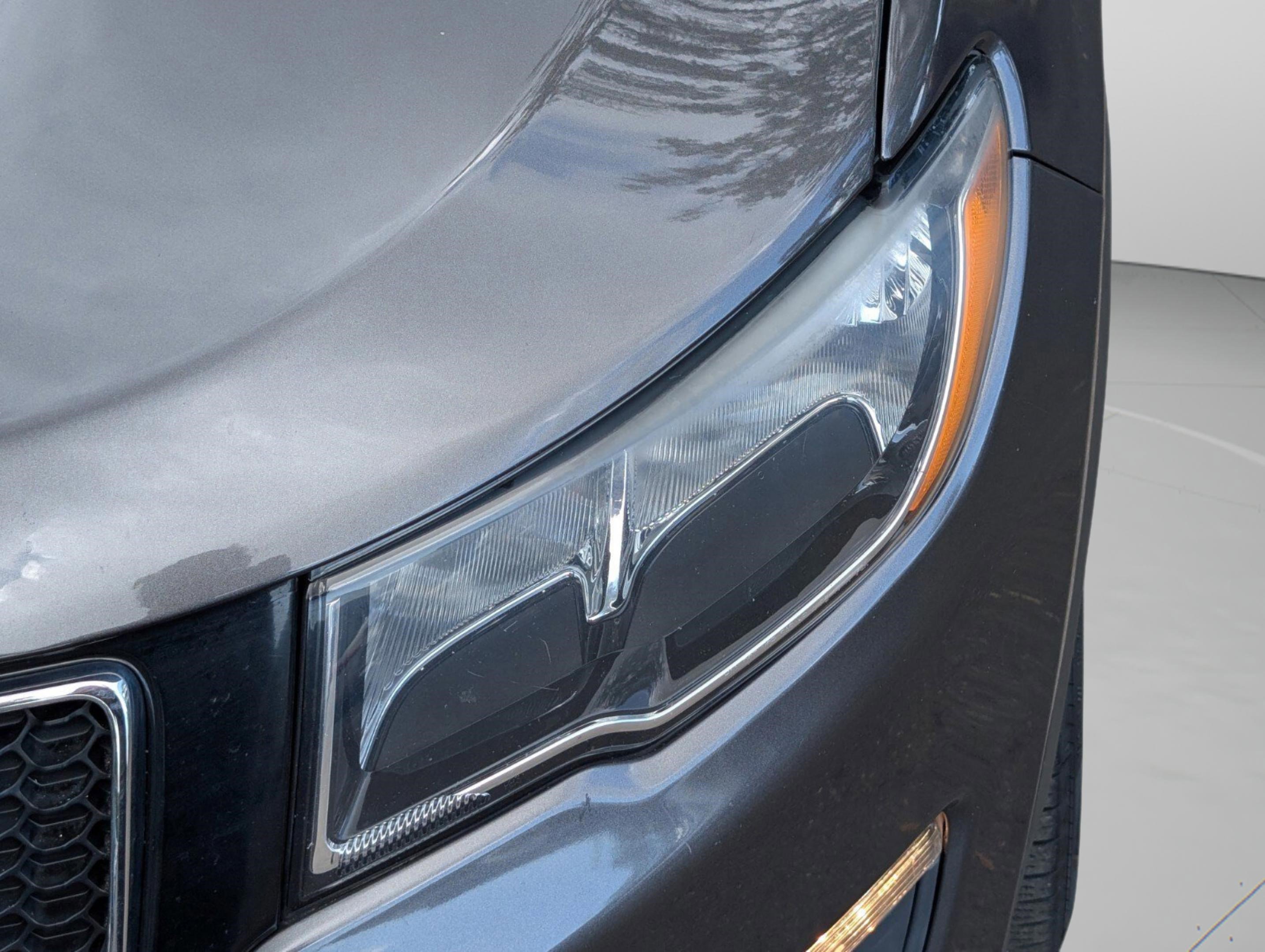 Used 2019 Jeep Compass Latitude image 25