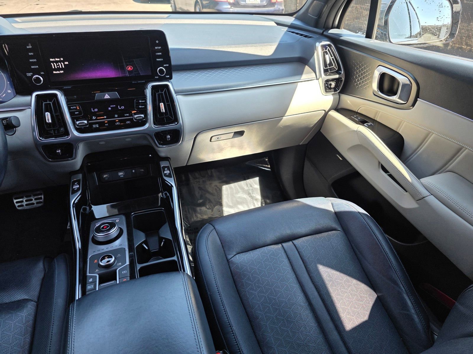 Used 2023 Kia Sorento SX Prestige image 14