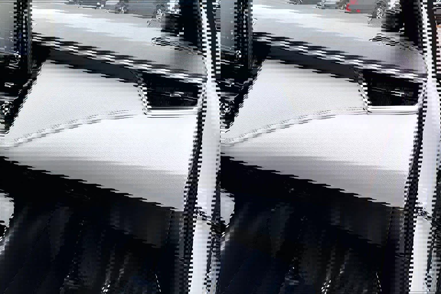 Used 2022 Toyota Corolla SE image 17