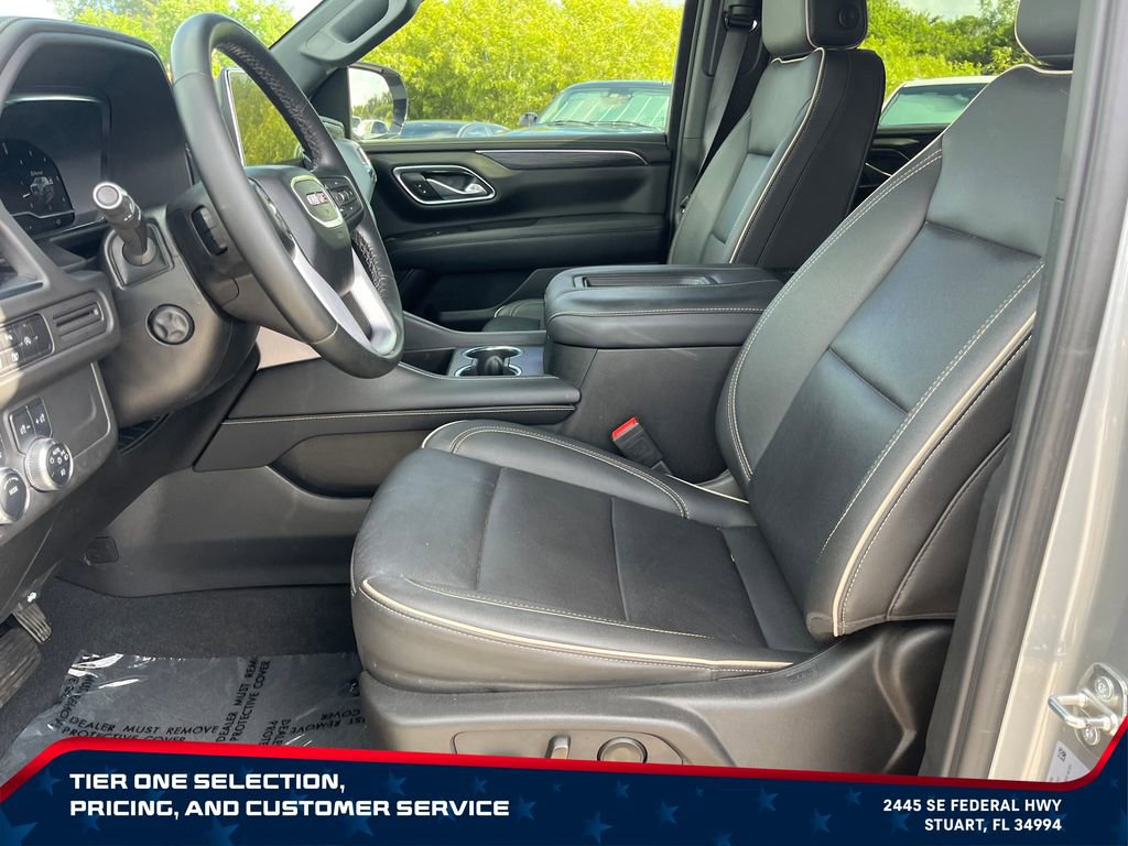 Used 2024 GMC Yukon XL SLT w/ SLT Premium Package AWD/4WD image 9