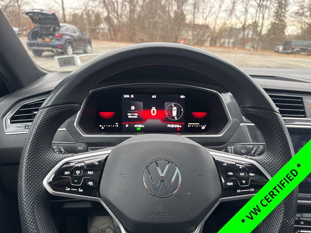 Used 2022 Volkswagen Tiguan SE R-Line image 15