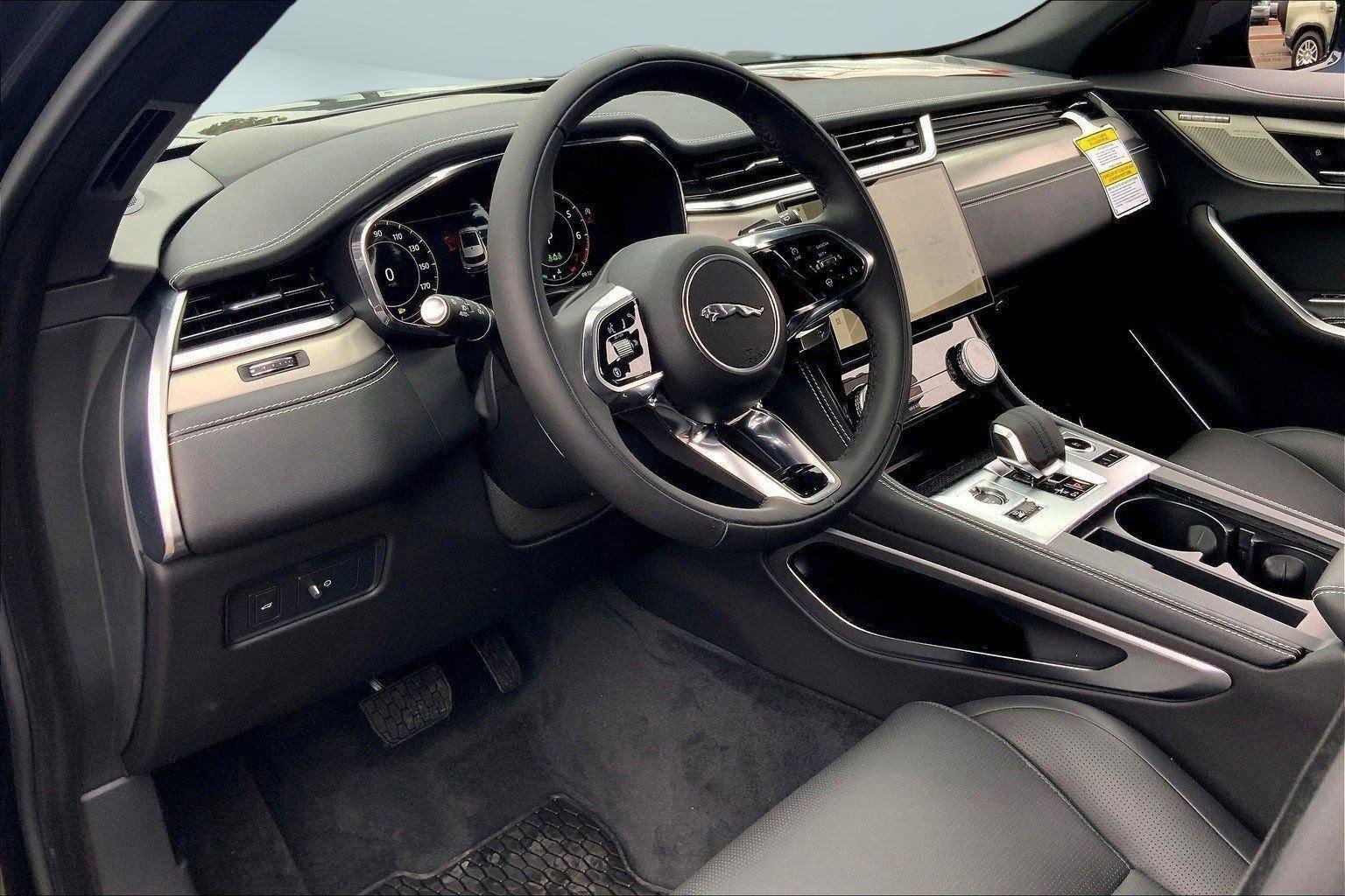 New 2026 Jaguar F-PACE R-Dynamic S AWD/4WD image 3