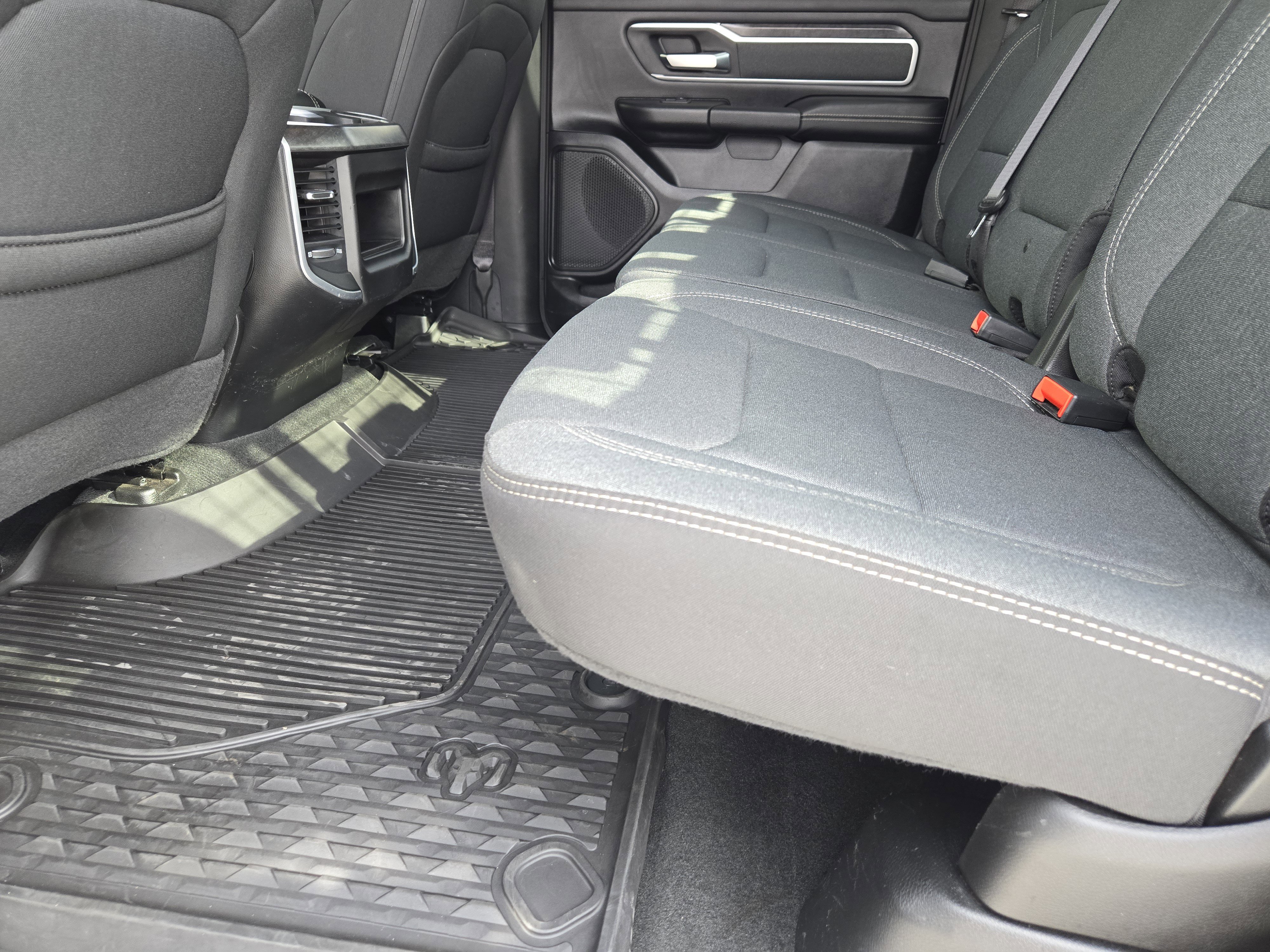 Used 2021 RAM 1500 Big Horn image 31