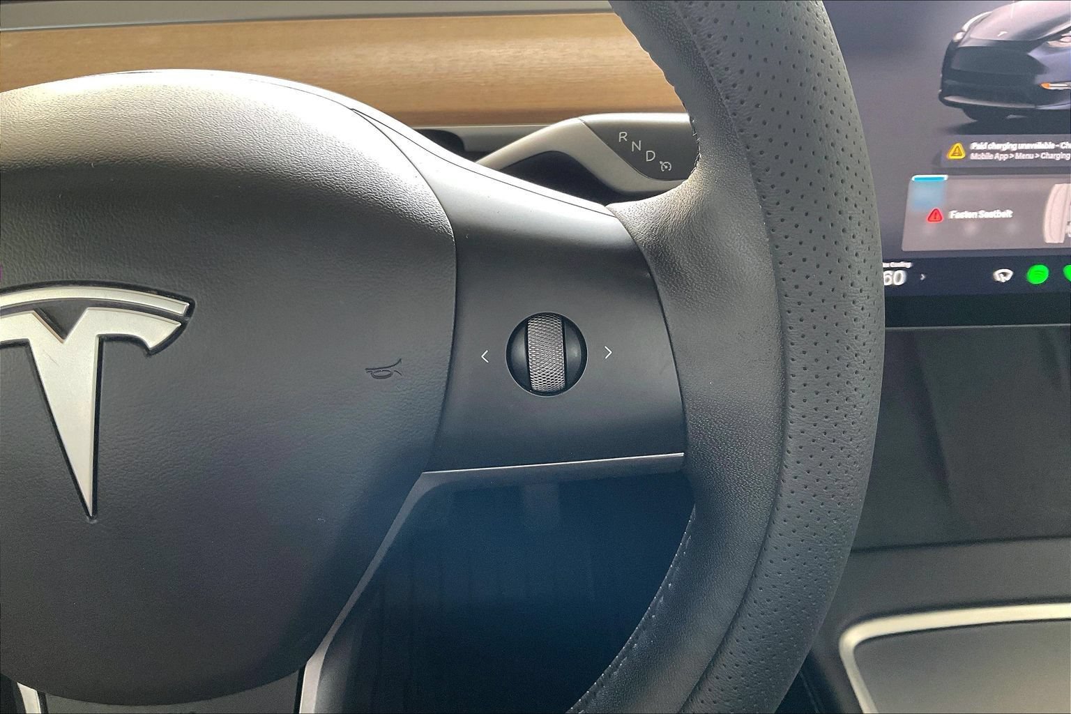 Used 2024 Tesla Model Y Long Range AWD/4WD image 12