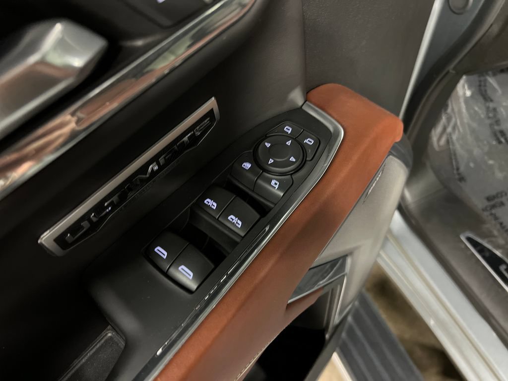 Certified 2024 GMC Sierra 1500 Denali Ultimate AWD/4WD image 16