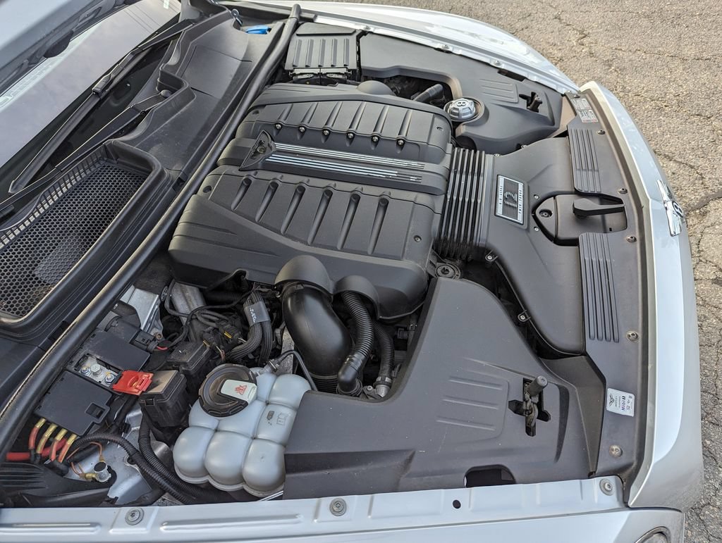 Used 2018 Bentley Bentayga AWD/4WD image 48