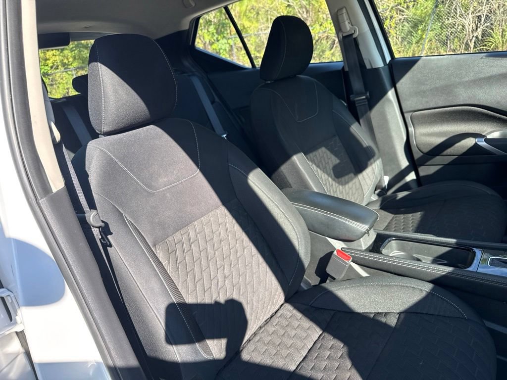 Certified 2023 Nissan Kicks SV FWD image 34