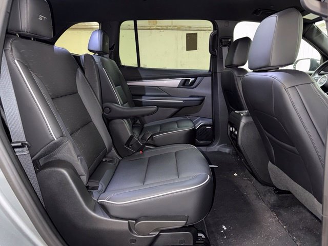 Used 2026 Buick Enclave Sport Touring AWD/4WD image 21