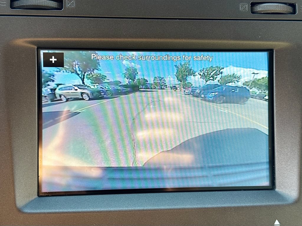 Used 2017 Lincoln Navigator Select RWD image 14