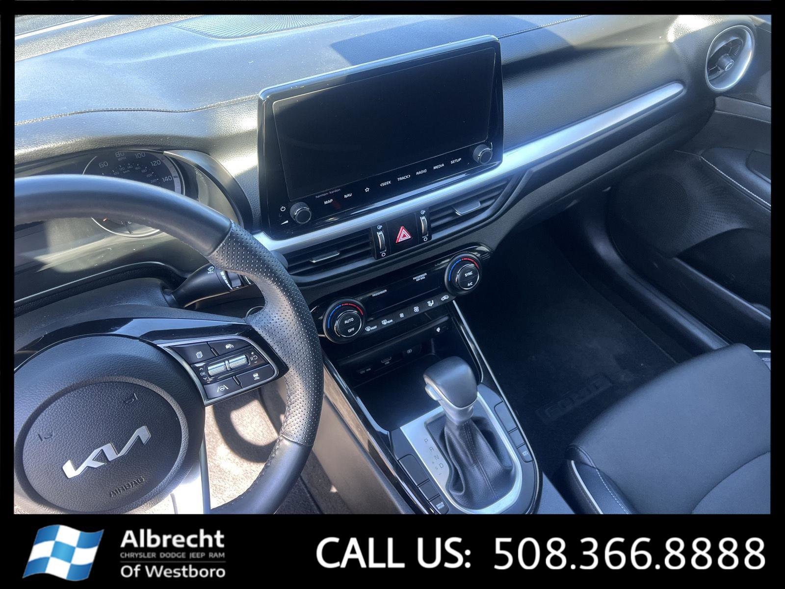 Used 2023 Kia Forte GT-Line w/ GT-Line Premium Package image 27