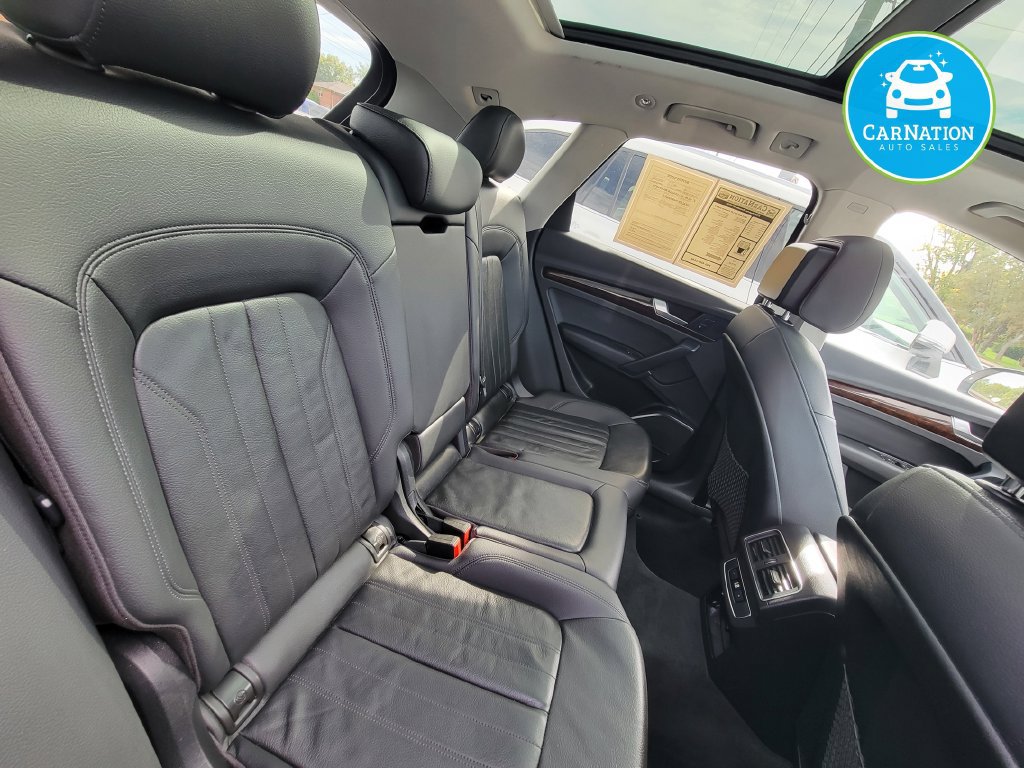 Used 2019 Audi Q5 2.0T Premium w/ Convenience Package AWD/4WD image 14