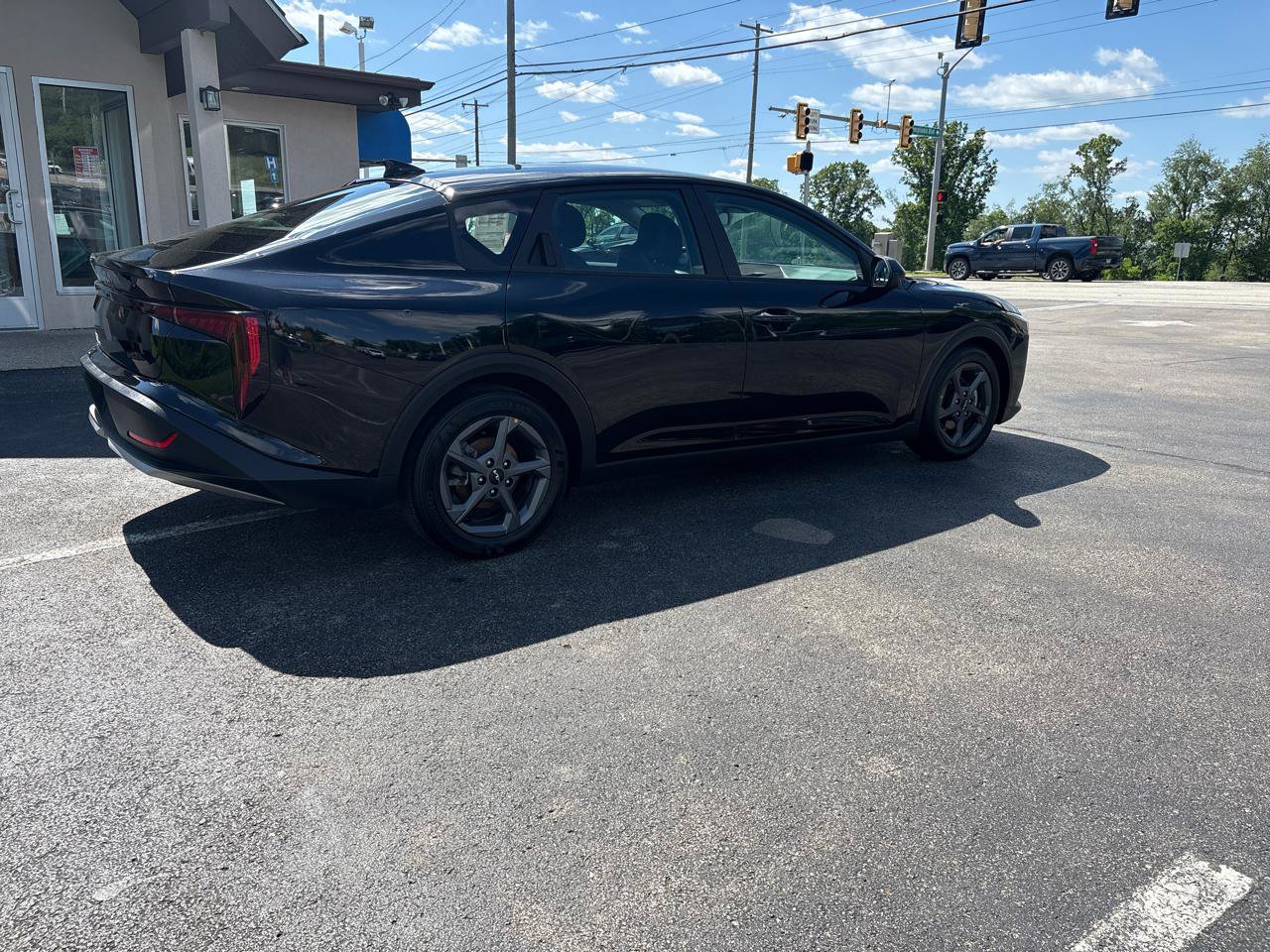 Used 2025 Kia K4 FWD image 5
