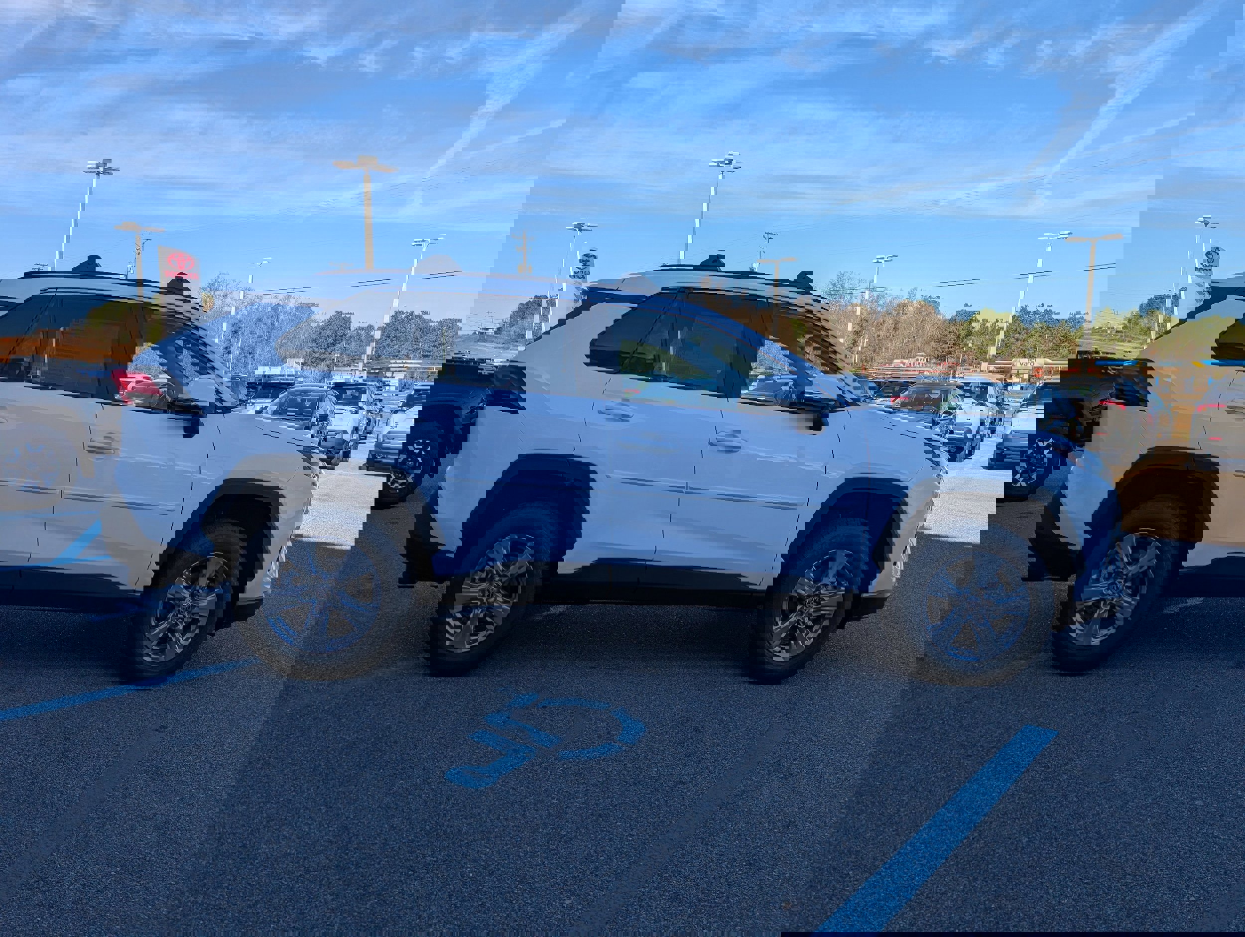 New 2025 Toyota RAV4 XLE image 6