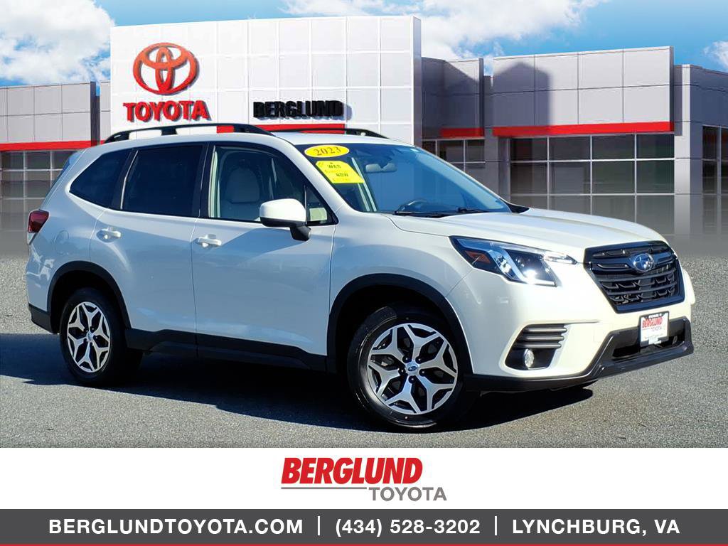 Used 2023 Subaru Forester Premium AWD/4WD image 1