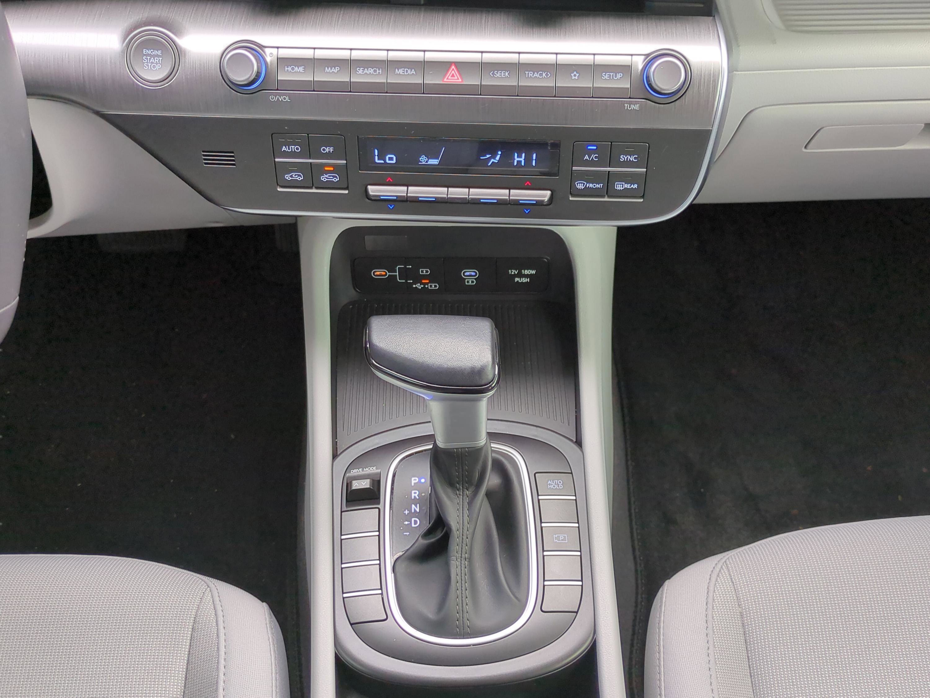 Certified 2024 Hyundai Kona SEL FWD image 23