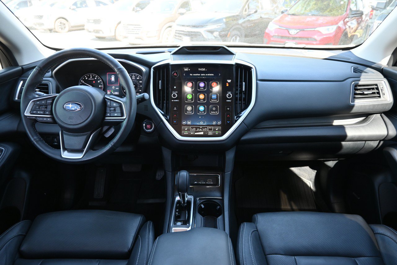 Used 2023 Subaru Ascent Limited w/ Technology Package AWD/4WD image 7