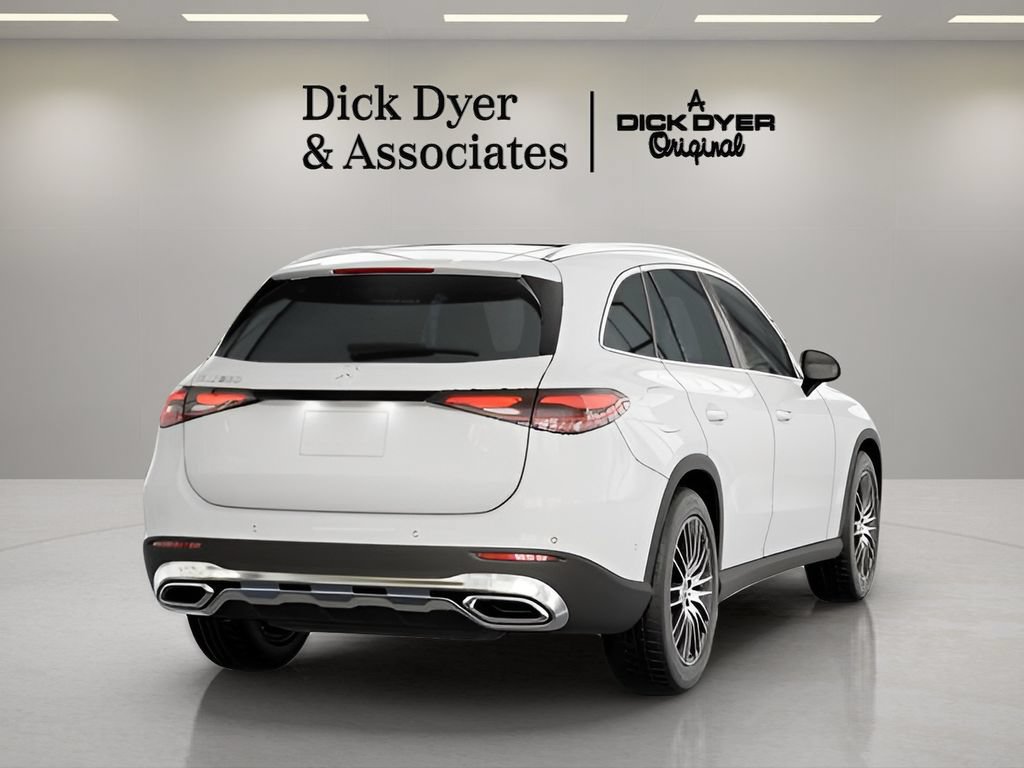 Used 2026 Mercedes-Benz GLC 300 image 19