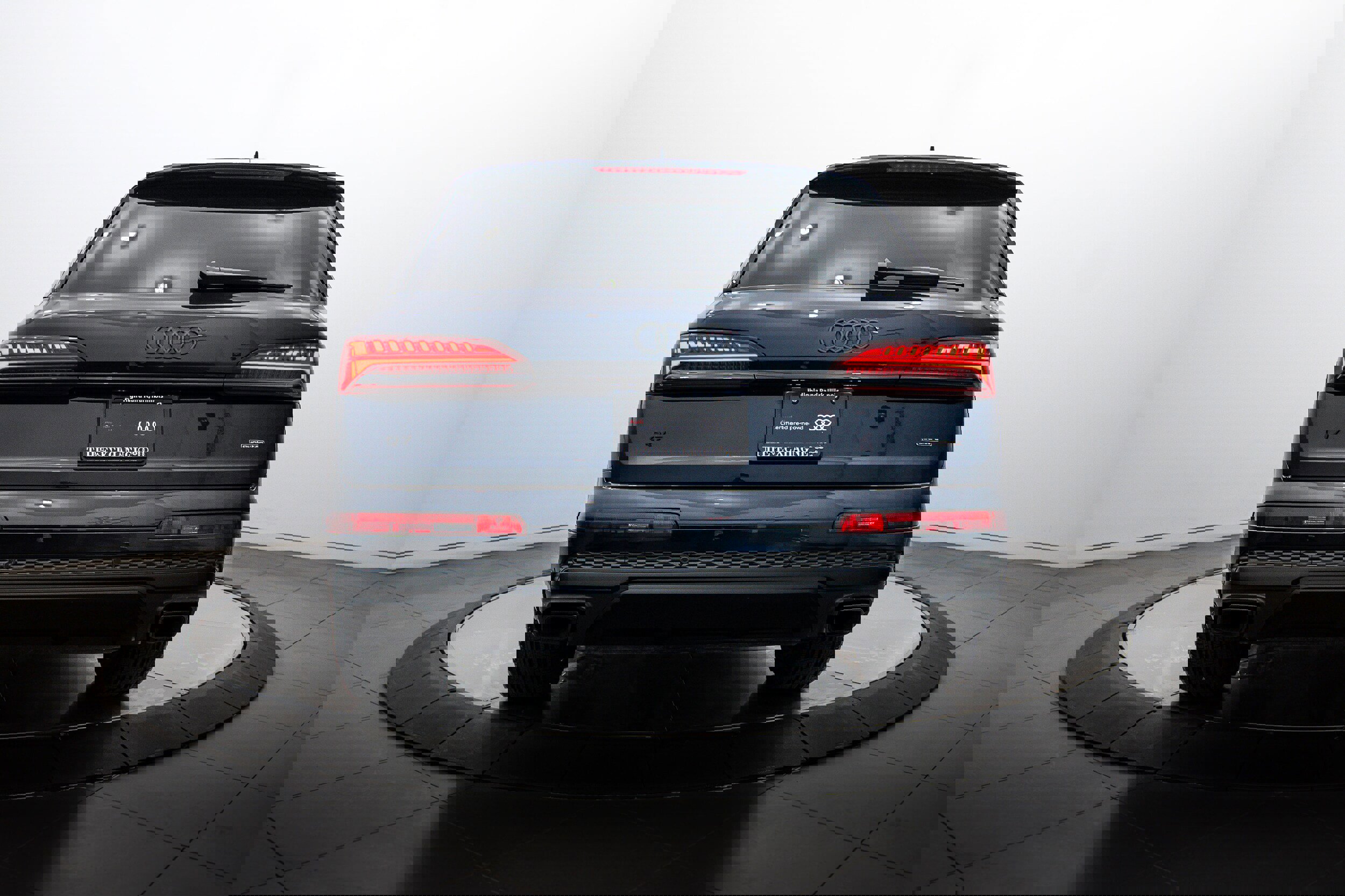 Certified 2025 Audi Q7 2.0T Premium w/ Convenience Plus Package image 20