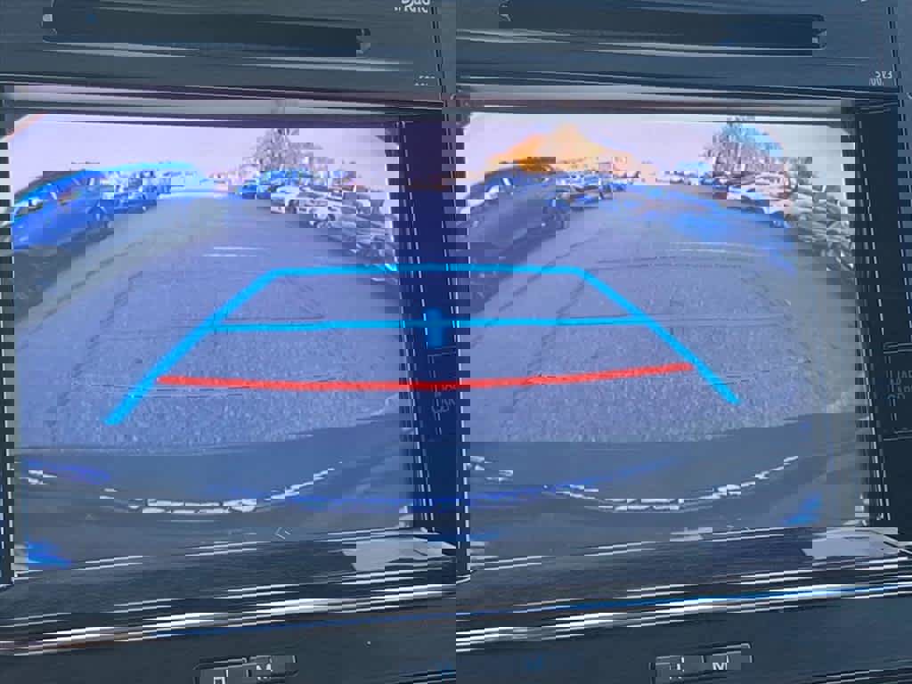 Used 2015 Toyota Avalon XLE Touring image 17