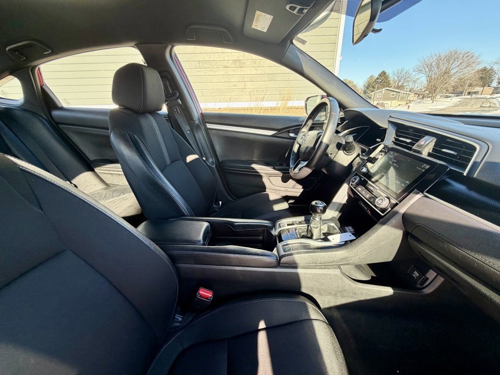 Used 2019 Honda Civic Sport image 17