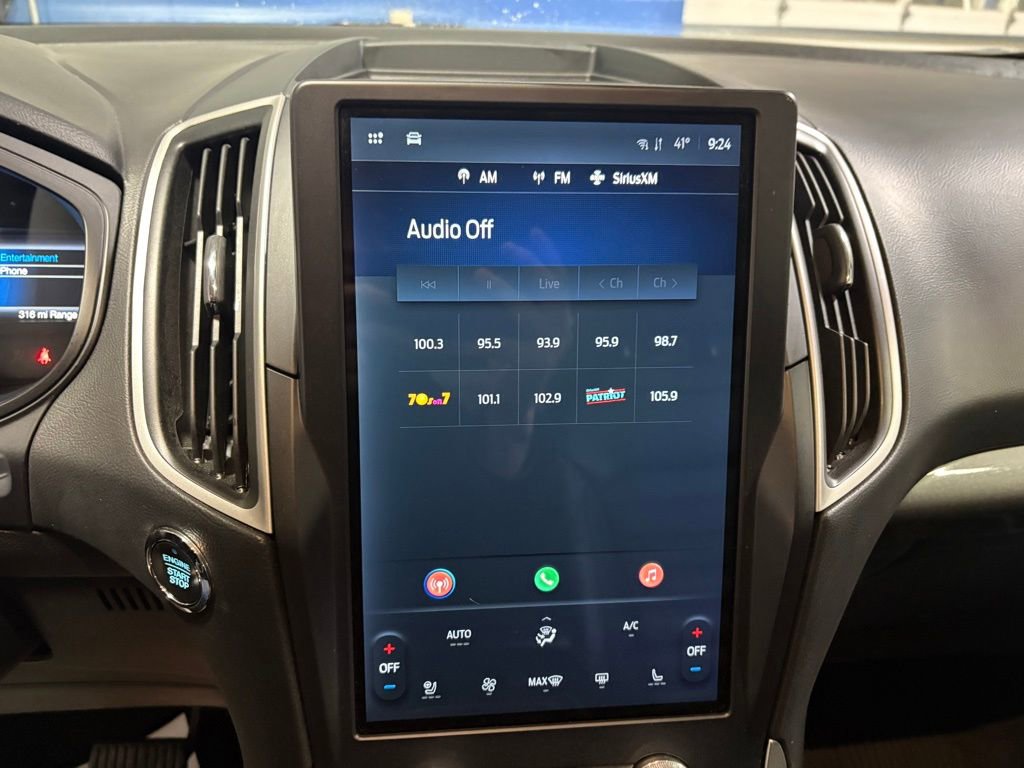 Used 2023 Ford Edge SEL w/ Convenience Package image 17