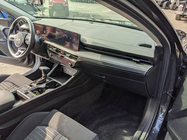 Used 2025 Kia K5 LXS FWD image 19