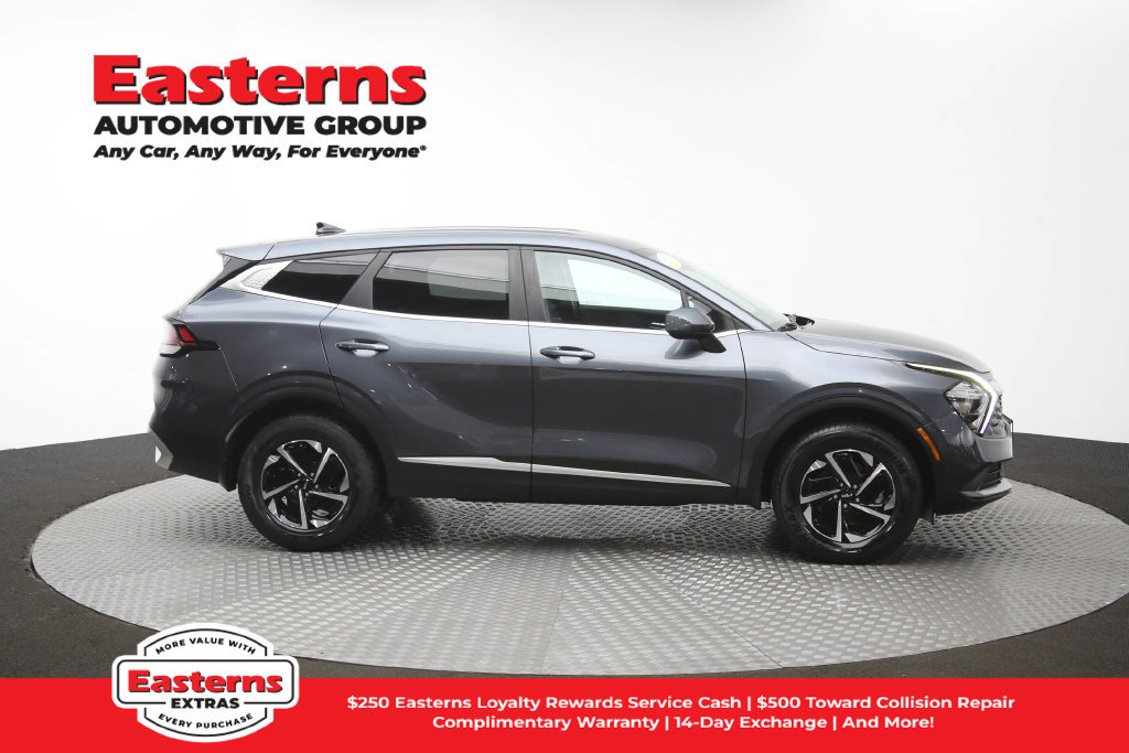 Used 2023 Kia Sportage LX AWD/4WD image 47