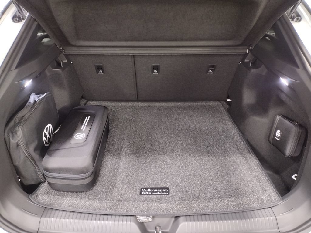 New 2026 Volkswagen ID.4 Pro AWD/4WD image 14