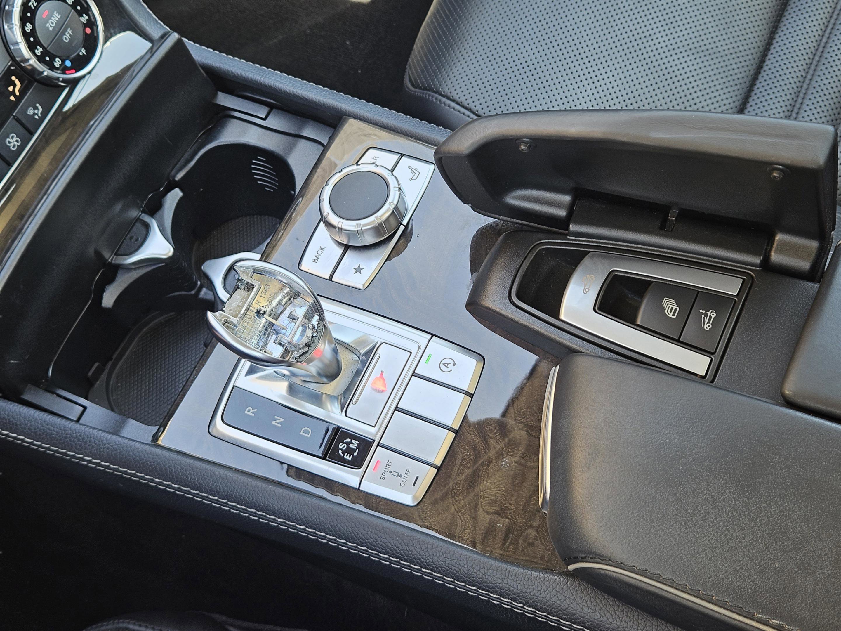 Used 2015 Mercedes-Benz SL 550 image 20