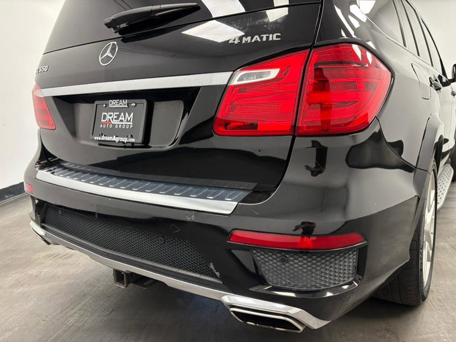 Used 2015 Mercedes-Benz GL 550 4MATIC image 17