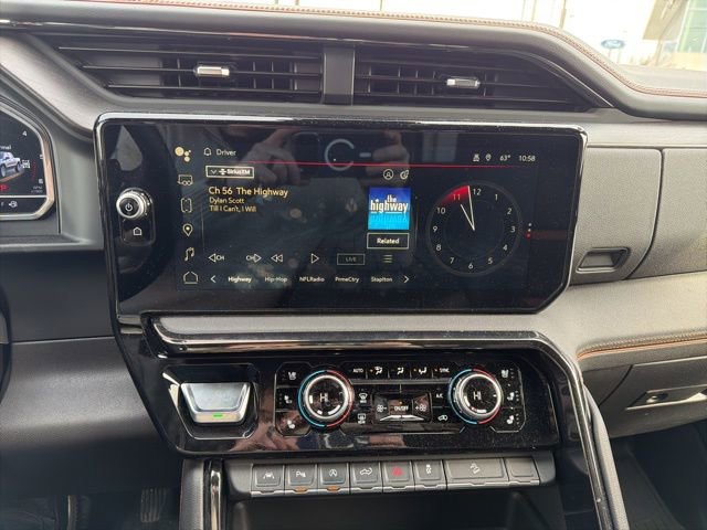 Used 2024 GMC Sierra 1500 AT4 w/ Technology Package AWD/4WD image 20