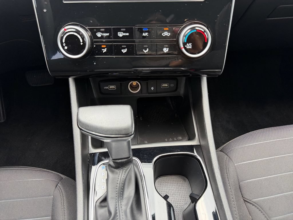 Used 2022 Hyundai Santa Cruz SEL w/ Activity Package FWD image 11