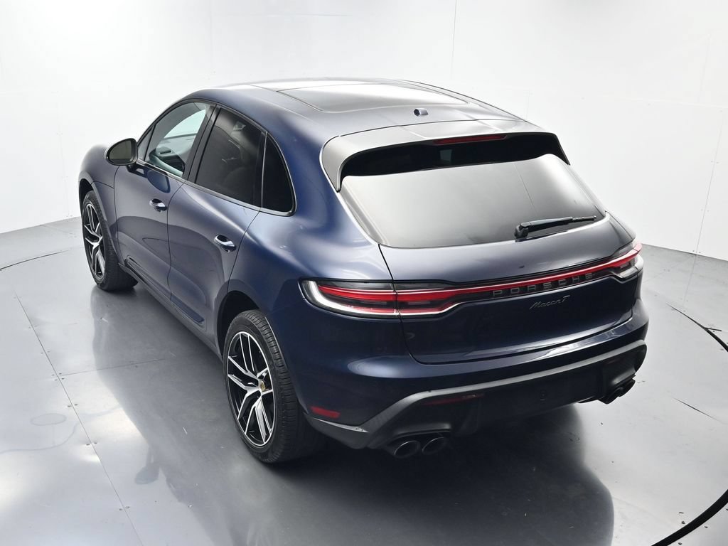 Certified 2023 Porsche Macan Turbo AWD/4WD image 34