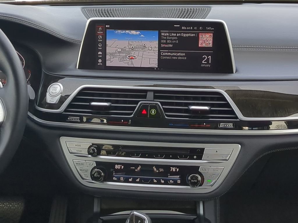 Used 2020 BMW 750i xDrive w/ Executive Package image 15