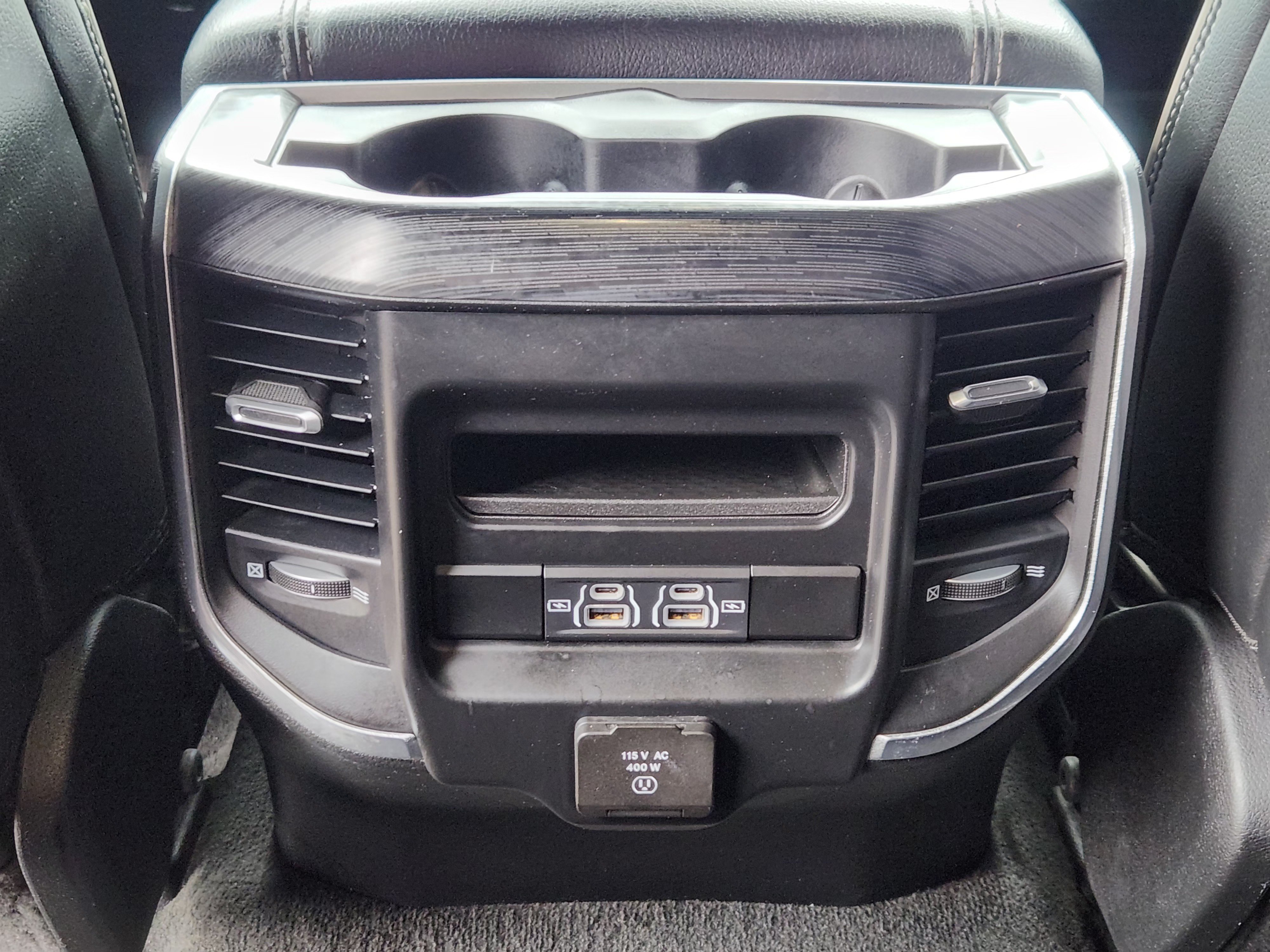 Used 2023 RAM 1500 Laramie AWD/4WD image 33