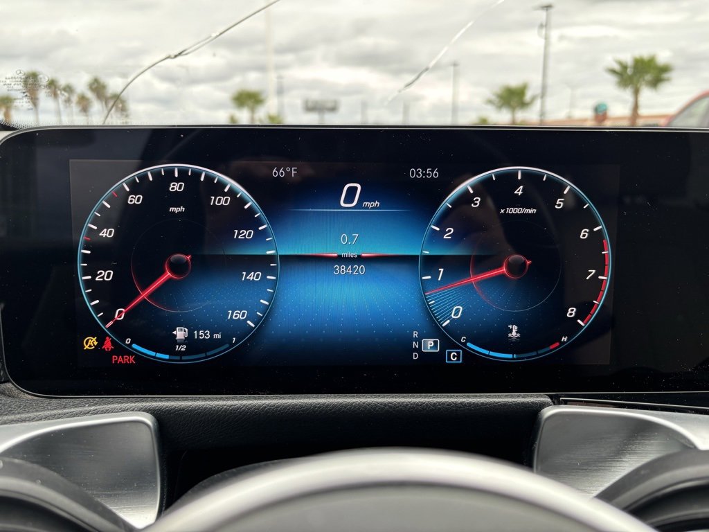 Used 2022 Mercedes-Benz GLB 250 image 10