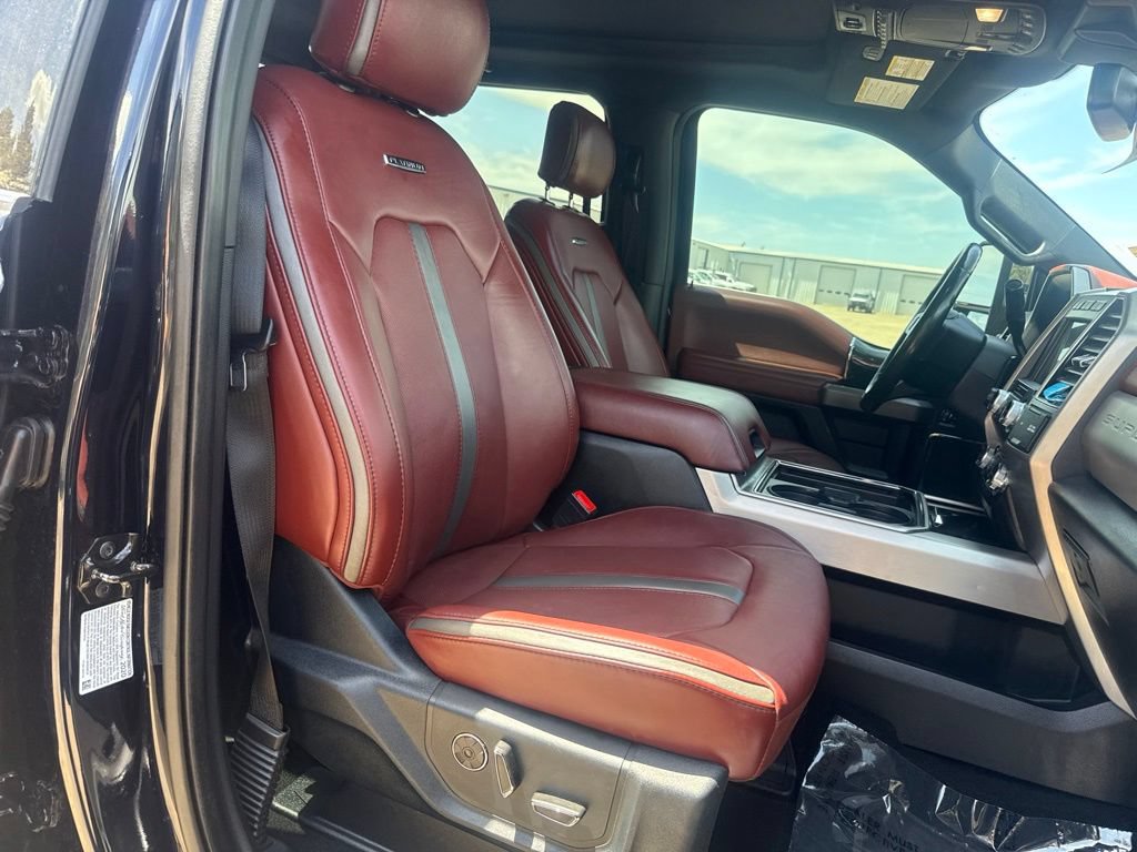 Used 2021 Ford F350 Platinum w/ Tremor Off-Road Package AWD/4WD image 39