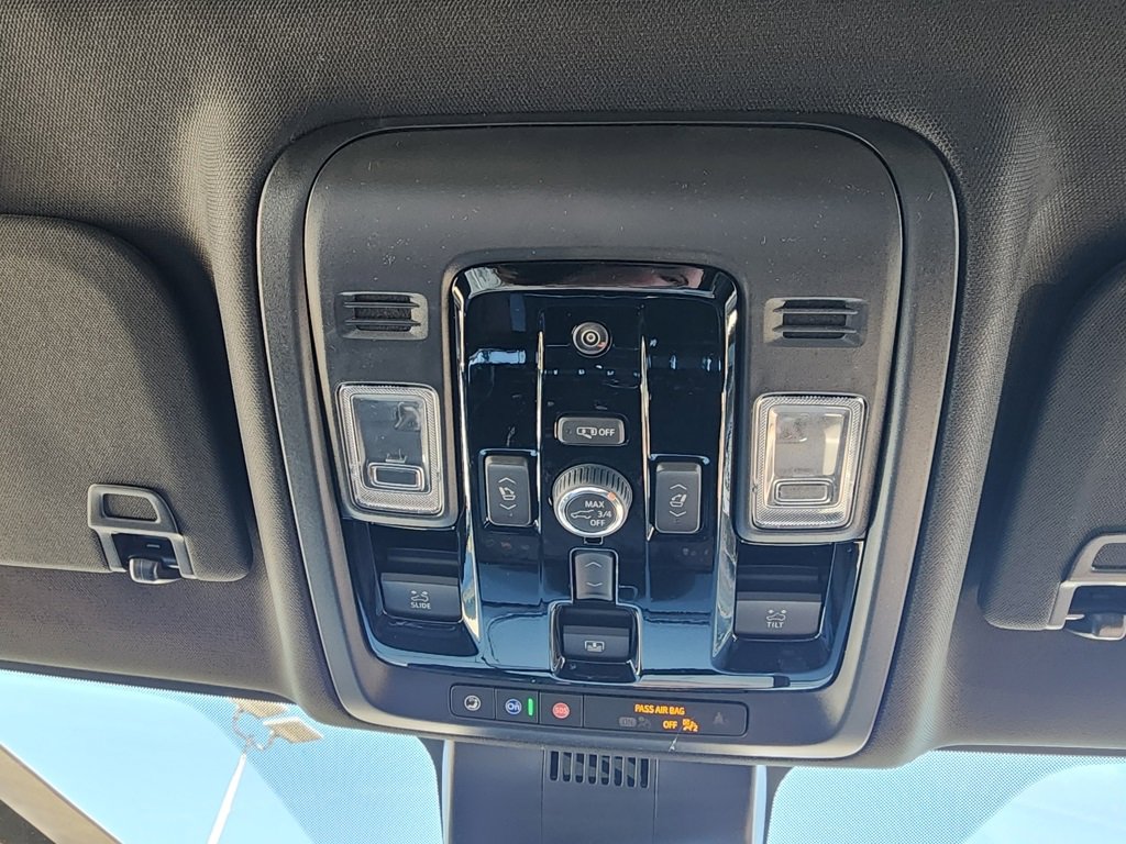 New 2026 GMC Yukon XL Denali w/ Sun & Power Step Package image 42