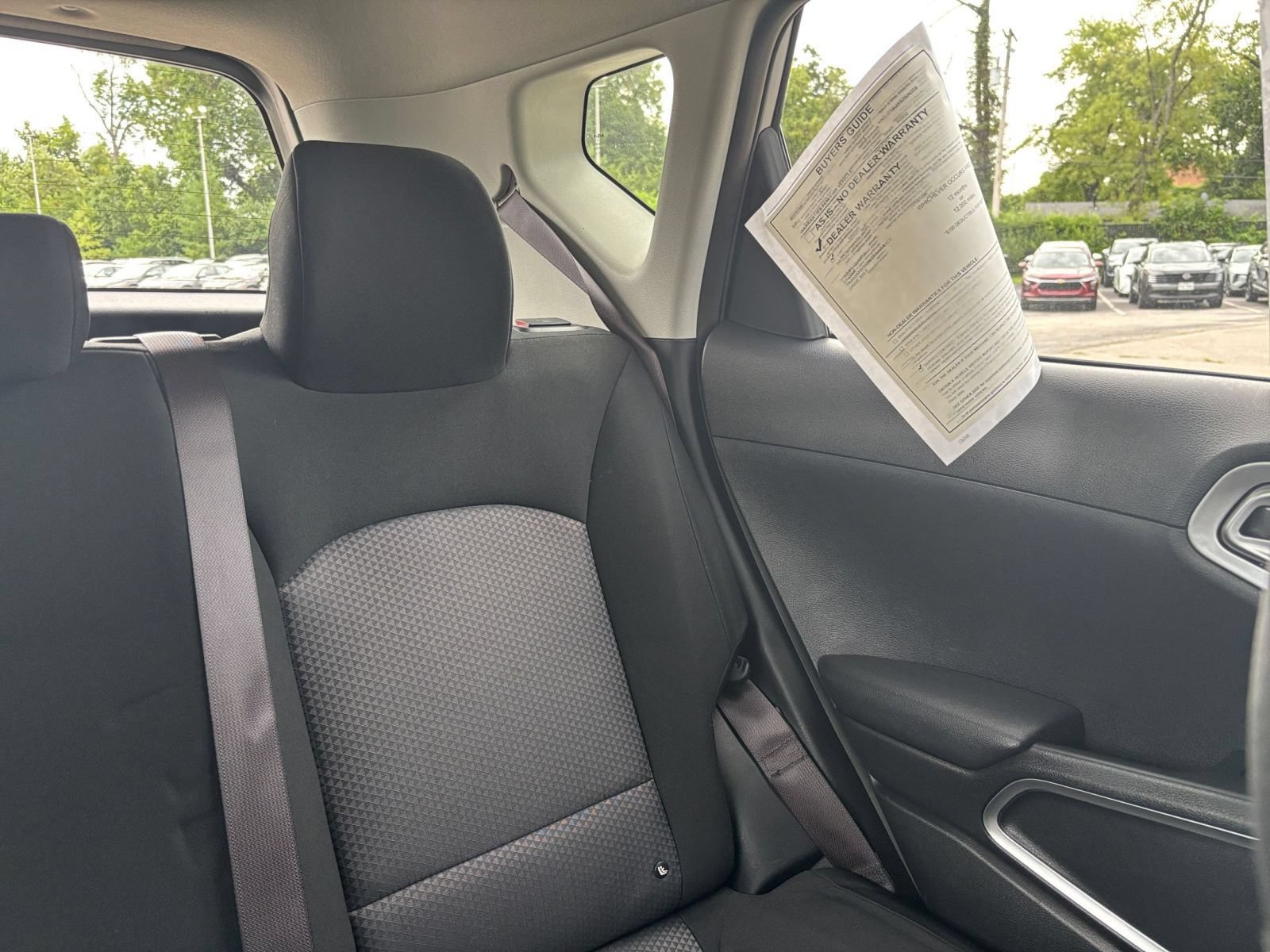 Used 2025 Kia Soul LX w/ LX Technology Package FWD image 34