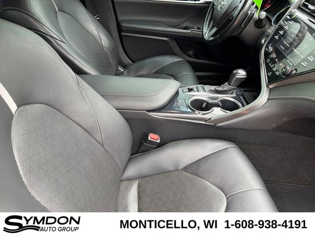 Used 2020 Toyota Camry XSE image 22